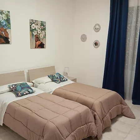 Vittoria House *