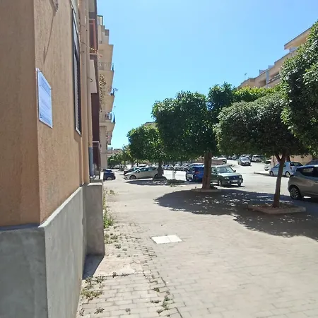 Vittoria House *